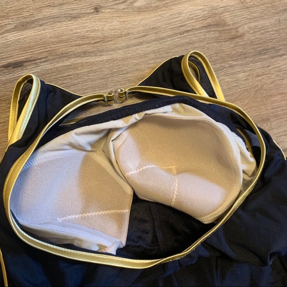 90's Pacific Connections Black/Gold One Piece |20W - Picture 9 of 11